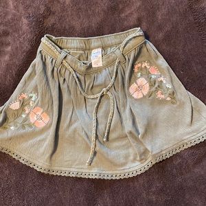 Girls embroidered skort